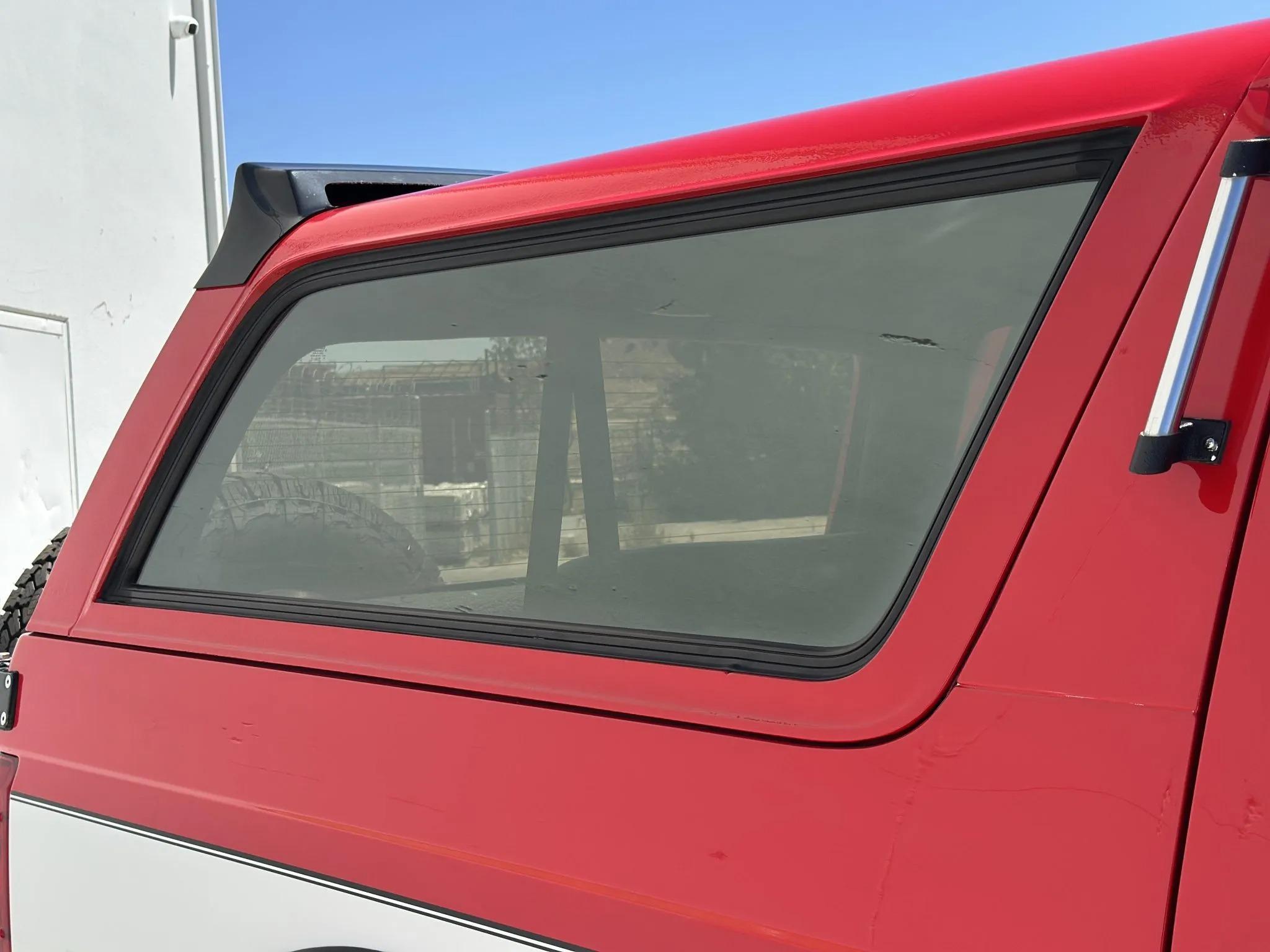 1995 Ford C-350 Centurion