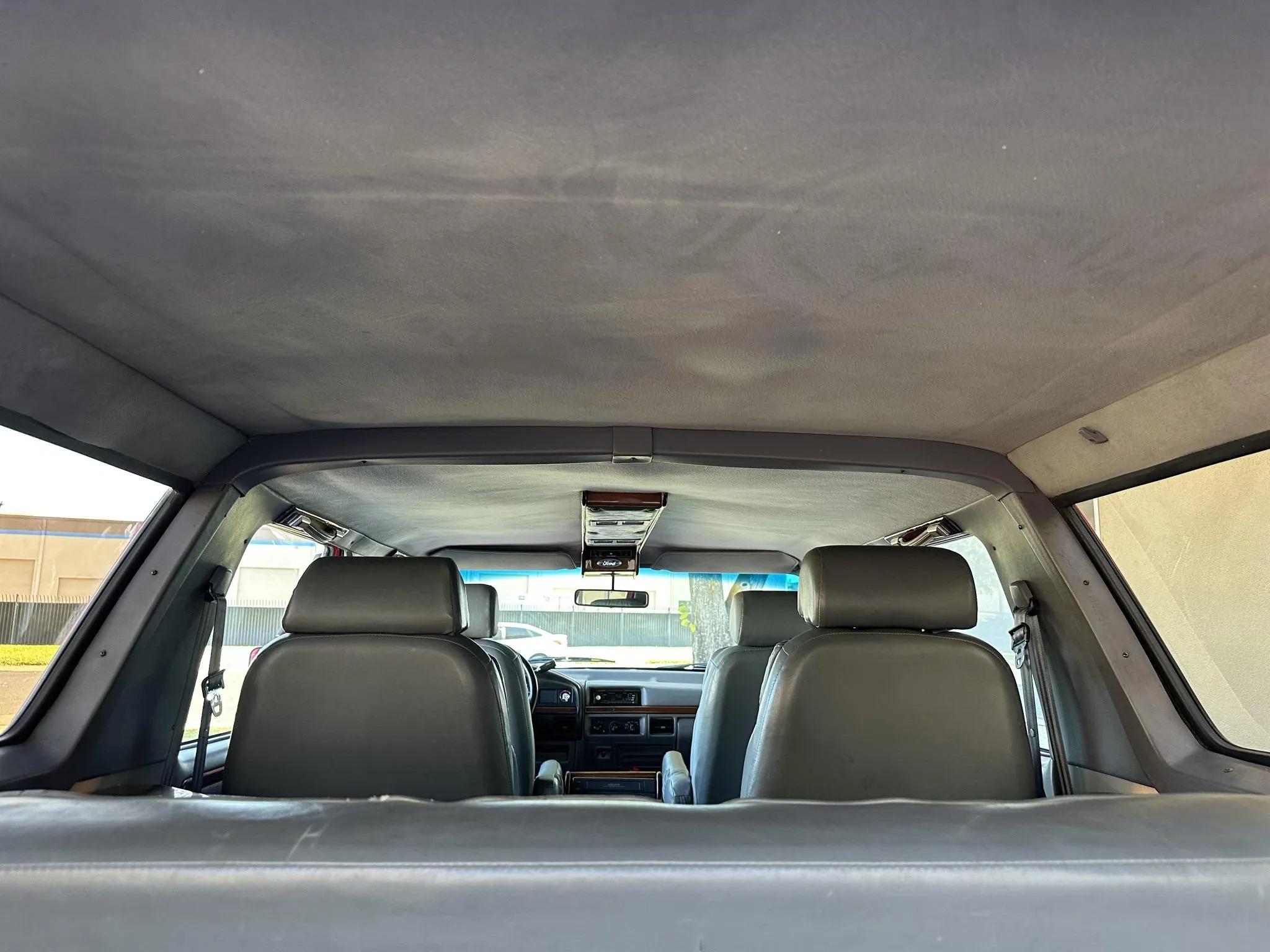 1995 Ford C-350 Centurion