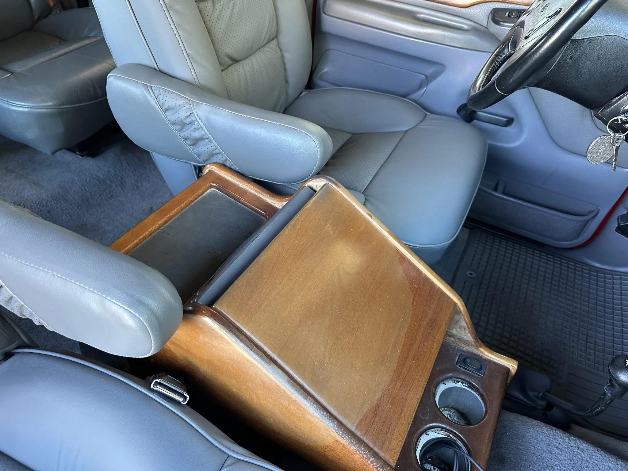 1995 Ford C-350 Centurion