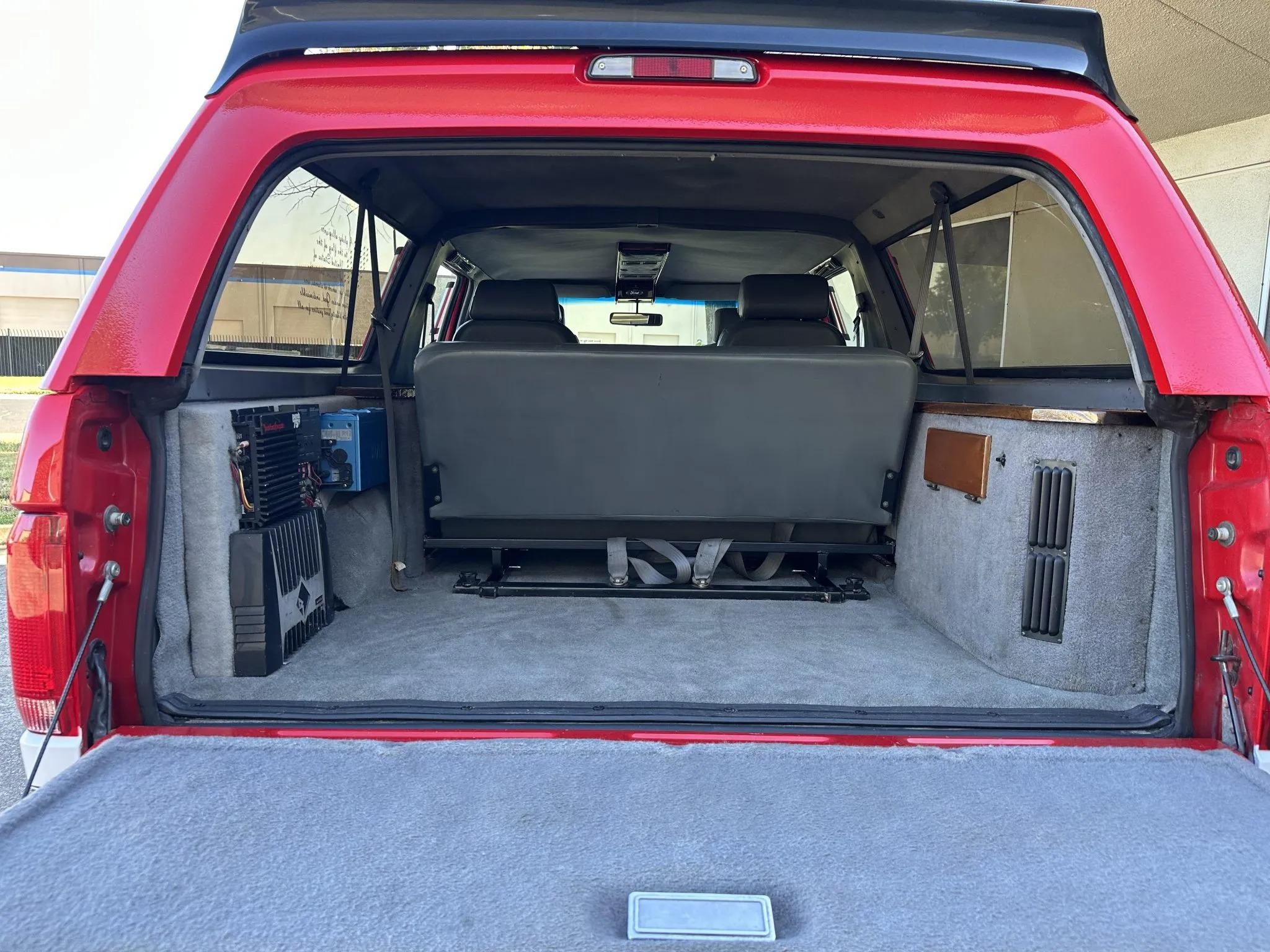 1995 Ford C-350 Centurion