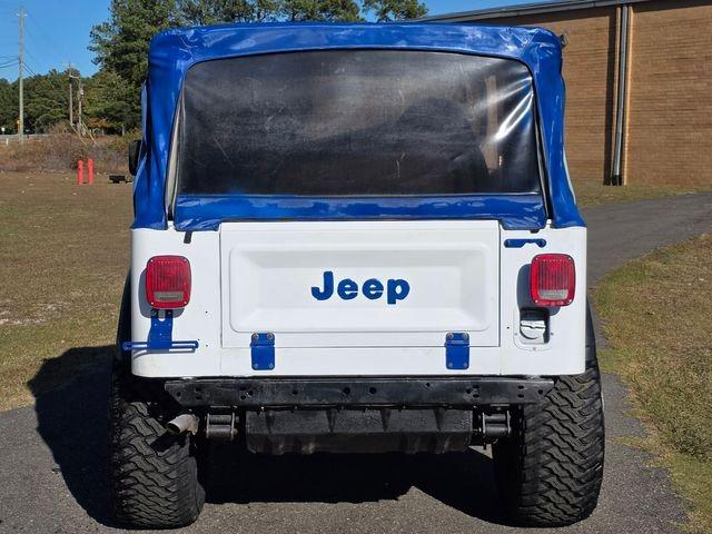 1985 Jeep CJ-7 Soft Top