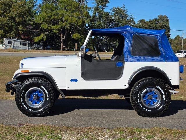 1985 Jeep CJ-7 Soft Top - 5