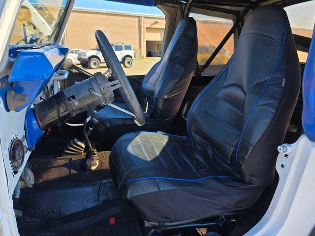 1985 Jeep CJ-7 Soft Top