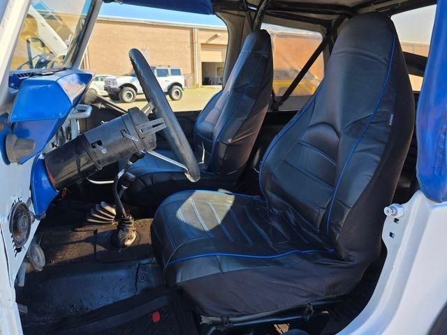 1985 Jeep CJ-7 Soft Top