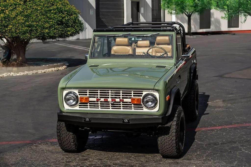 1973 Ford Bronco Restomod