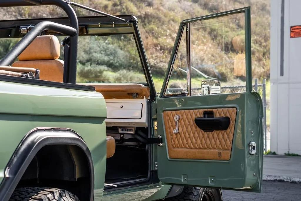 1973 Ford Bronco Restomod