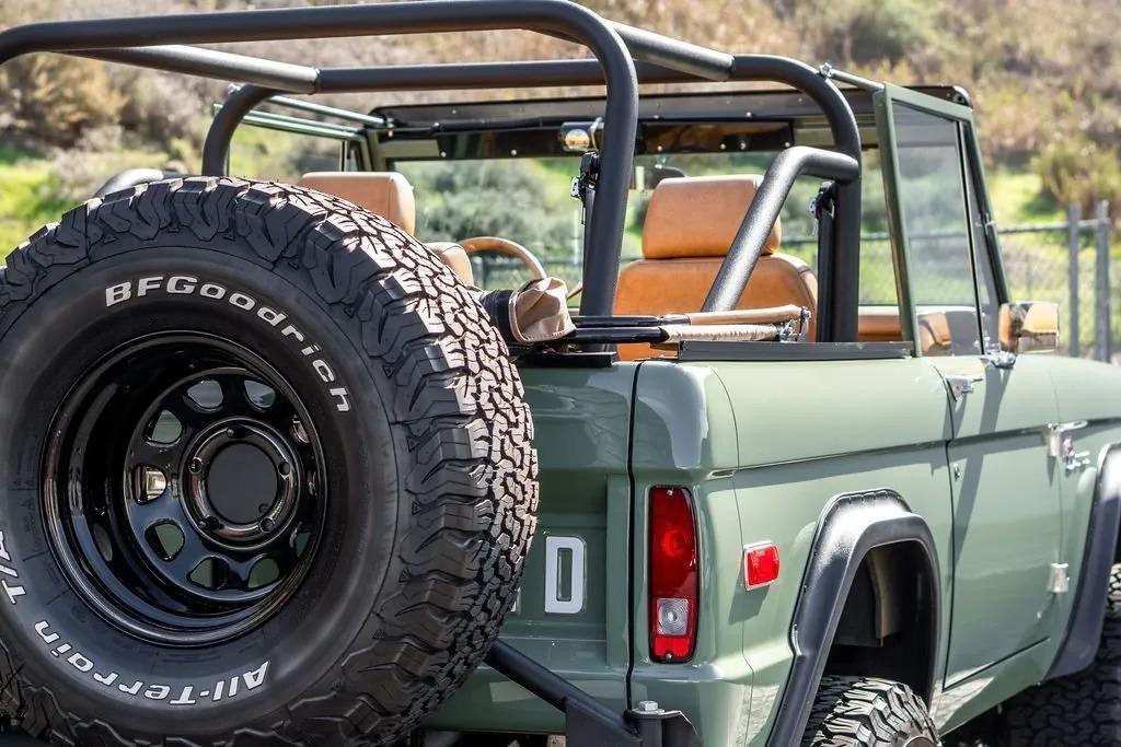 1973 Ford Bronco Restomod