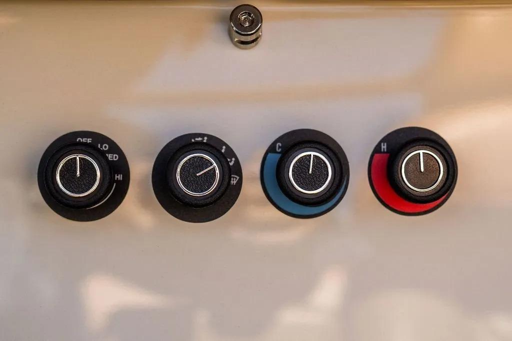 1973 Ford Bronco Restomod