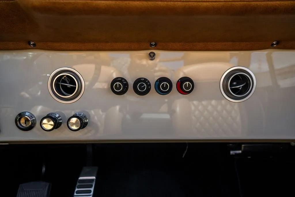 1973 Ford Bronco Restomod