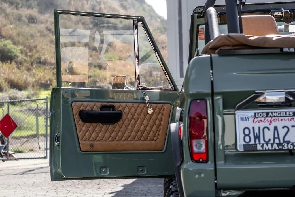 1973 Ford Bronco Restomod
