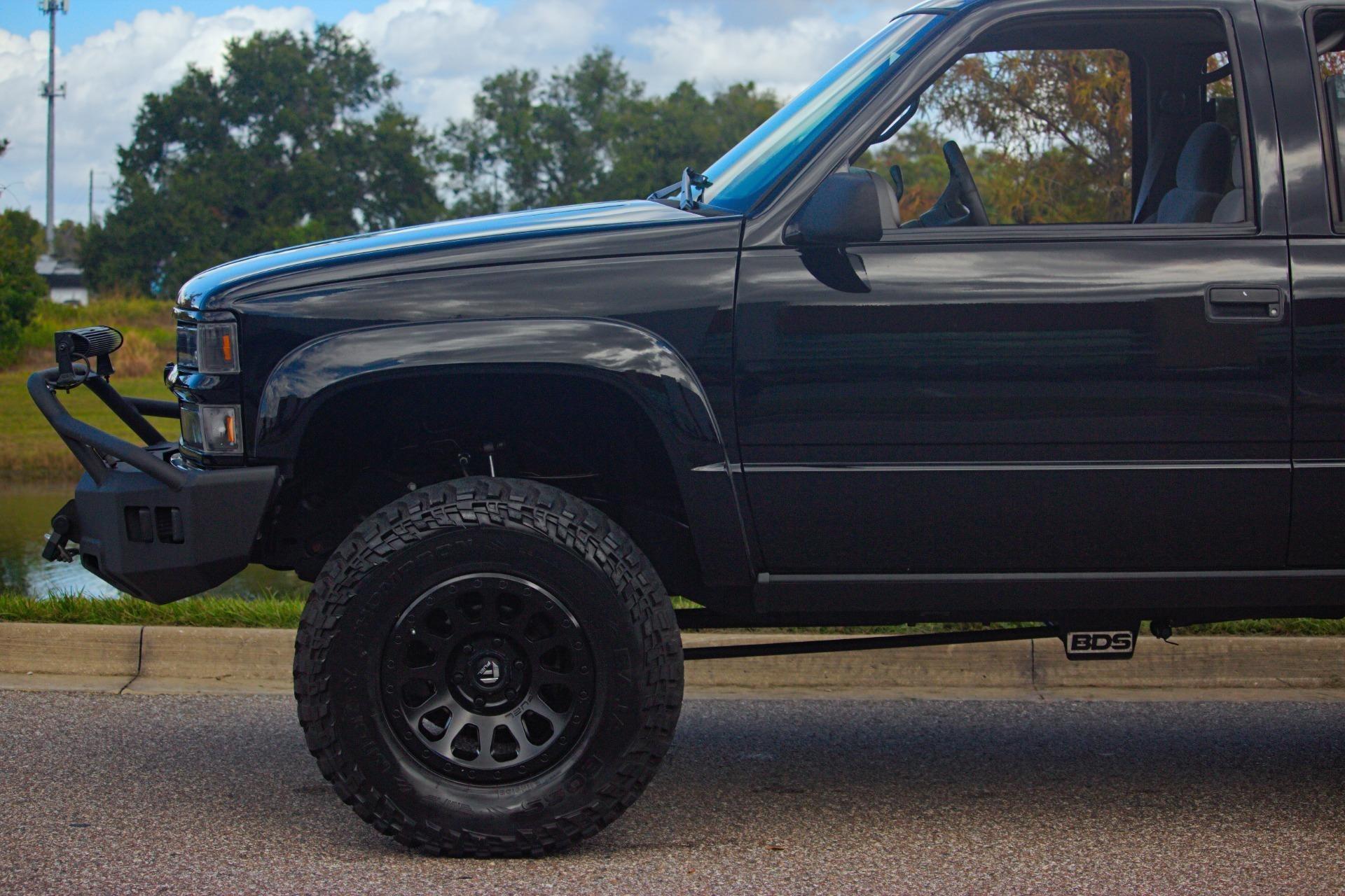 Modified 1999 Chevrolet Tahoe LS