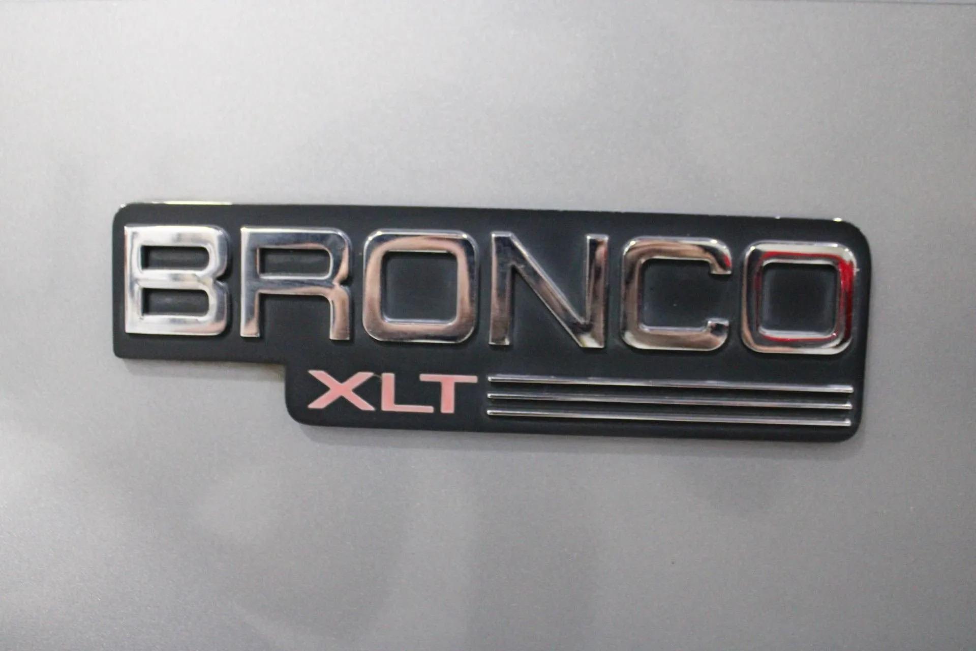 1994 Ford Bronco XLT