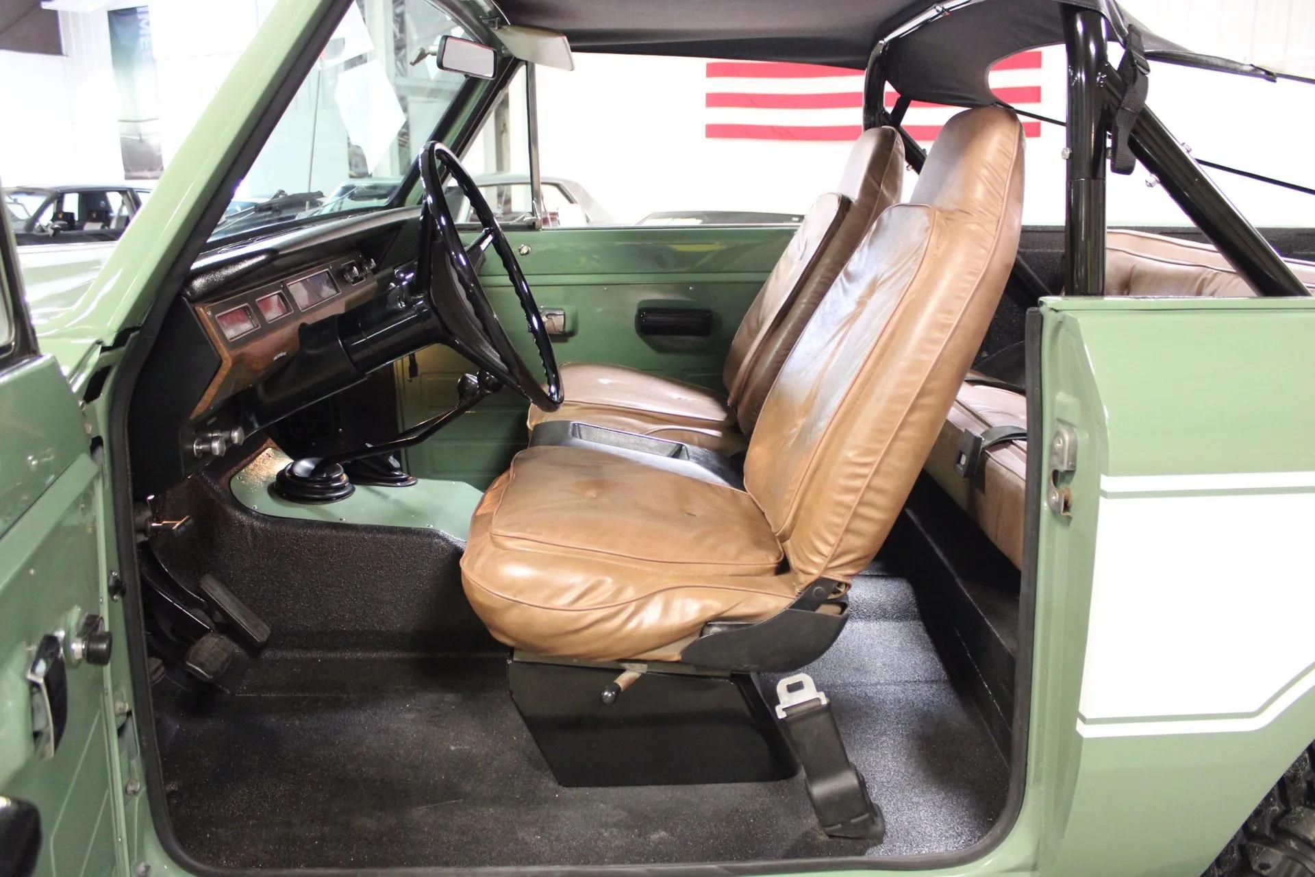 1973 International Scout II