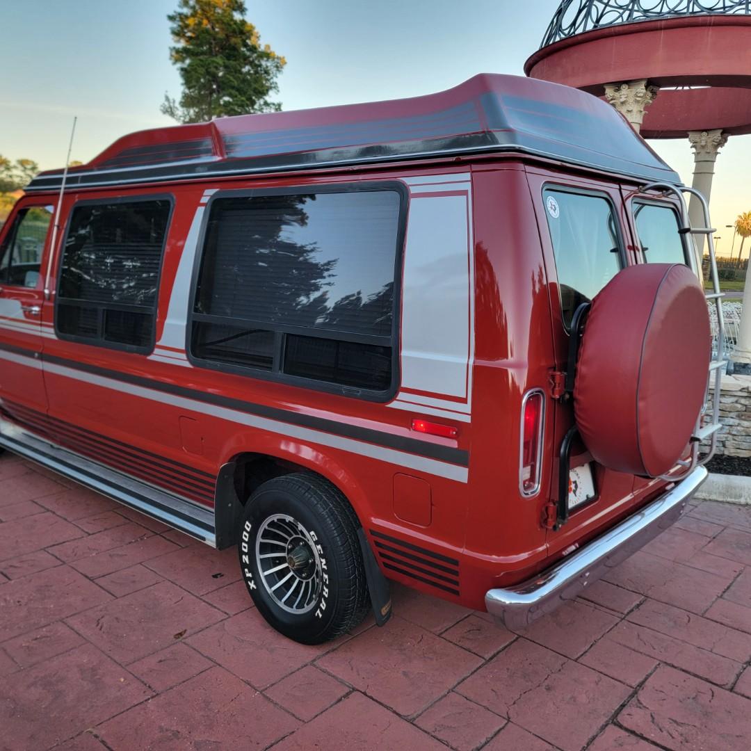 1987 Ford E-150 Econoline