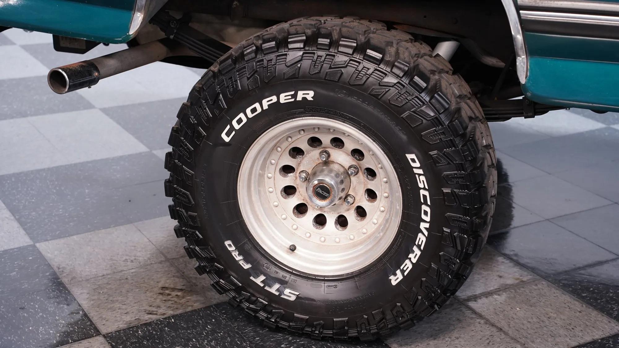 1989 Ford Bronco XLT