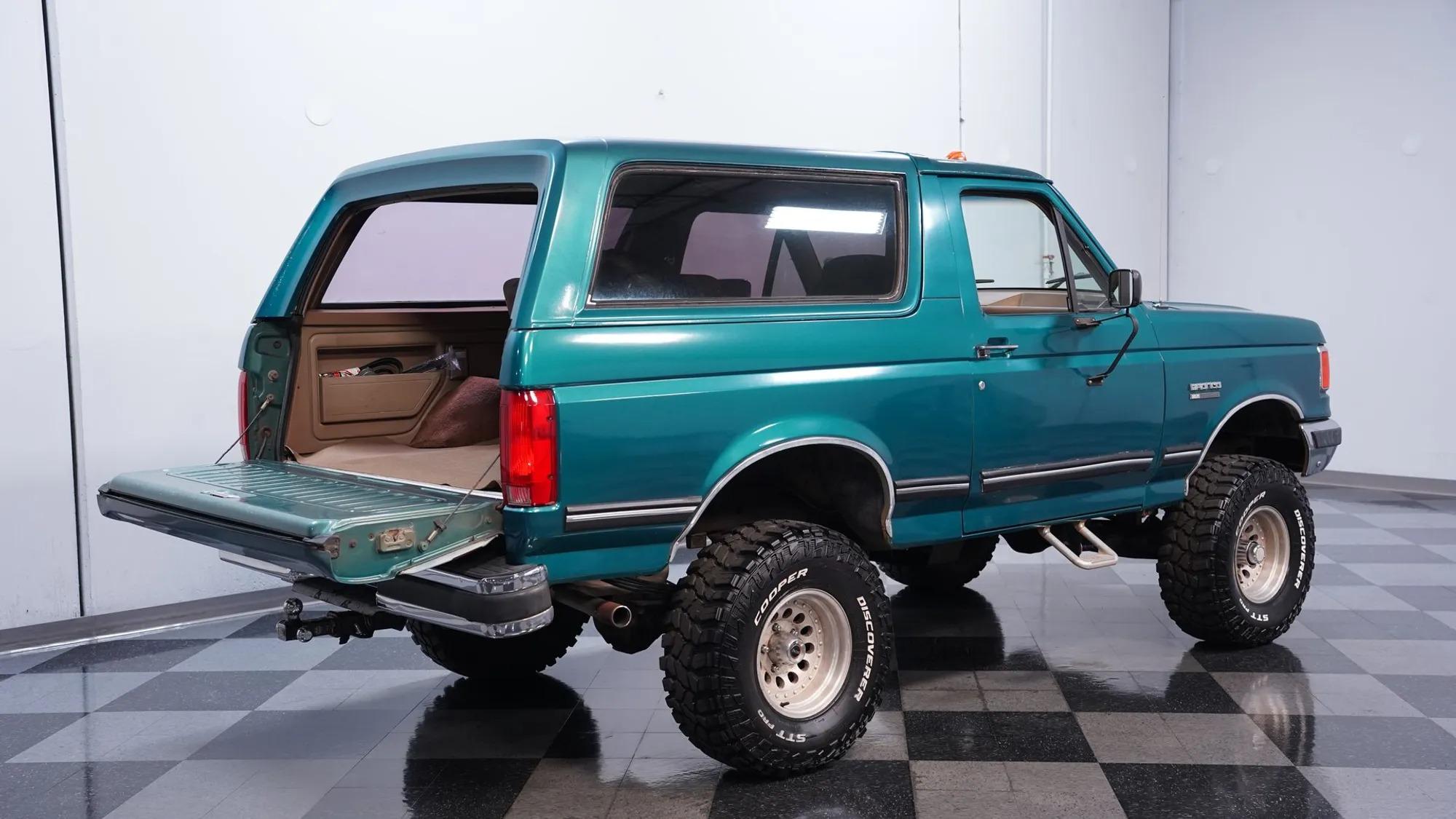 1989 Ford Bronco XLT