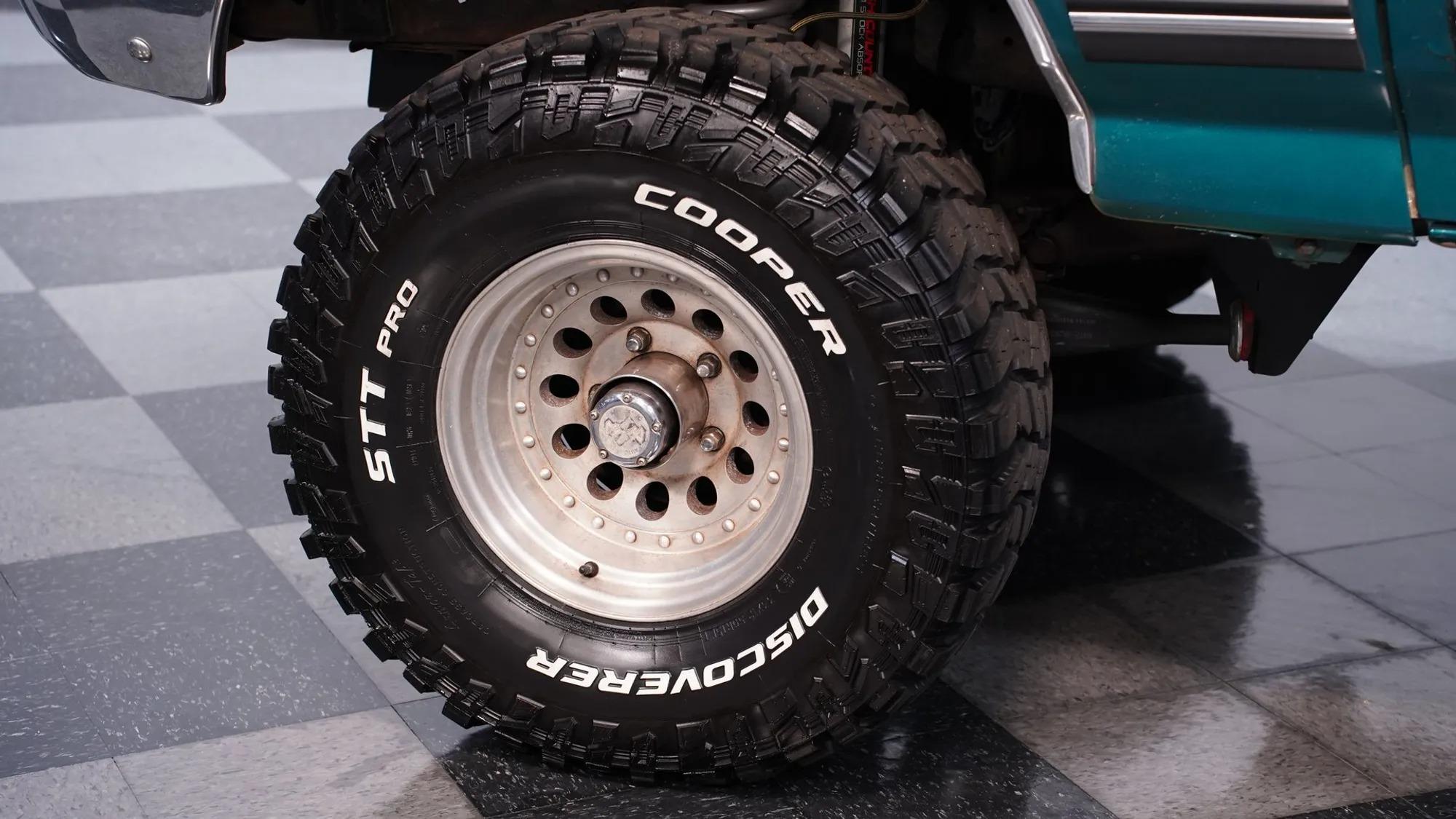 1989 Ford Bronco XLT