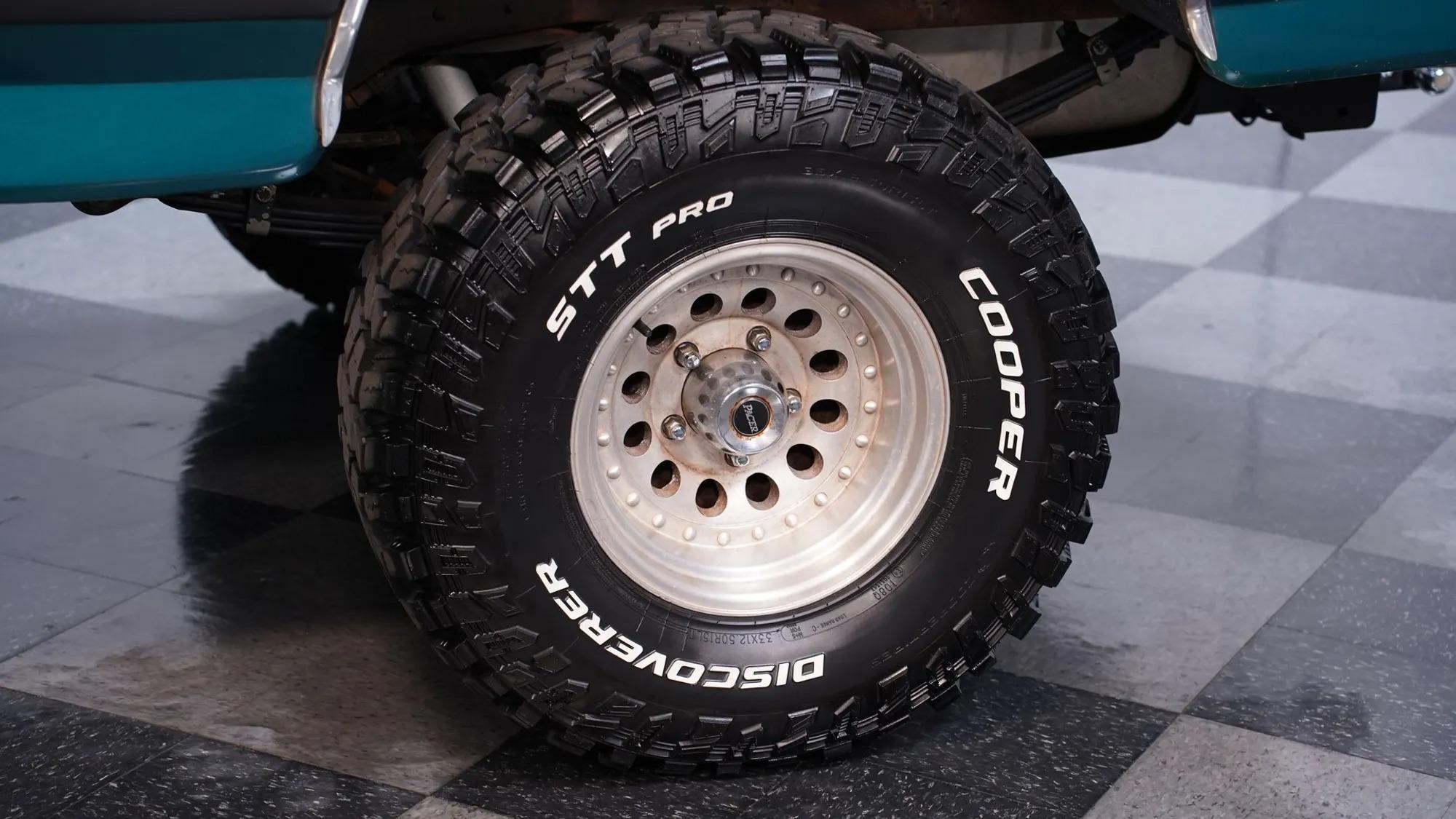 1989 Ford Bronco XLT