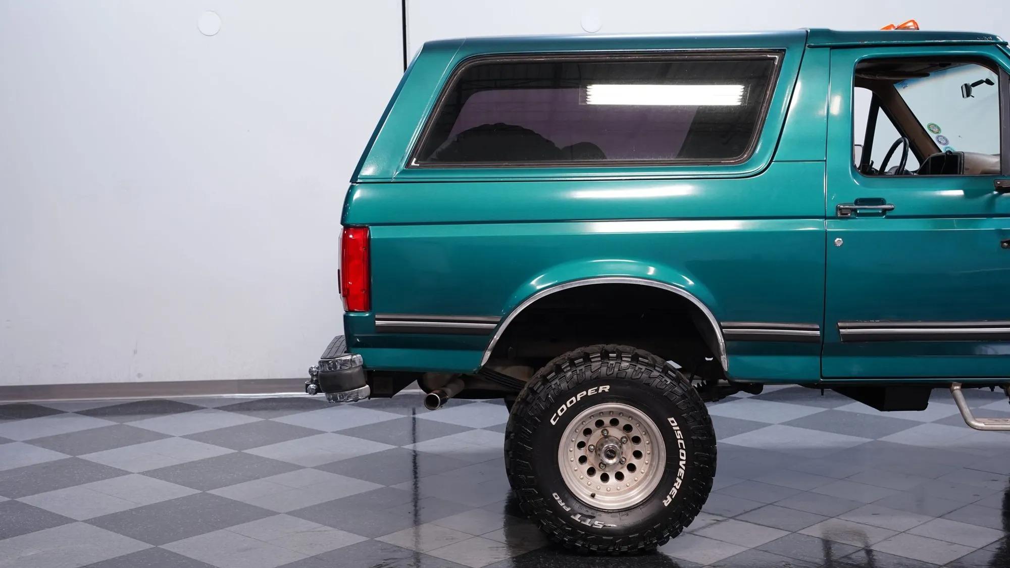 1989 Ford Bronco XLT