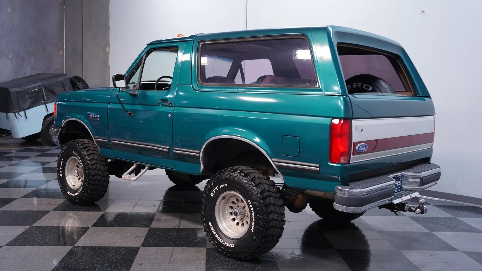 1989 Ford Bronco XLT