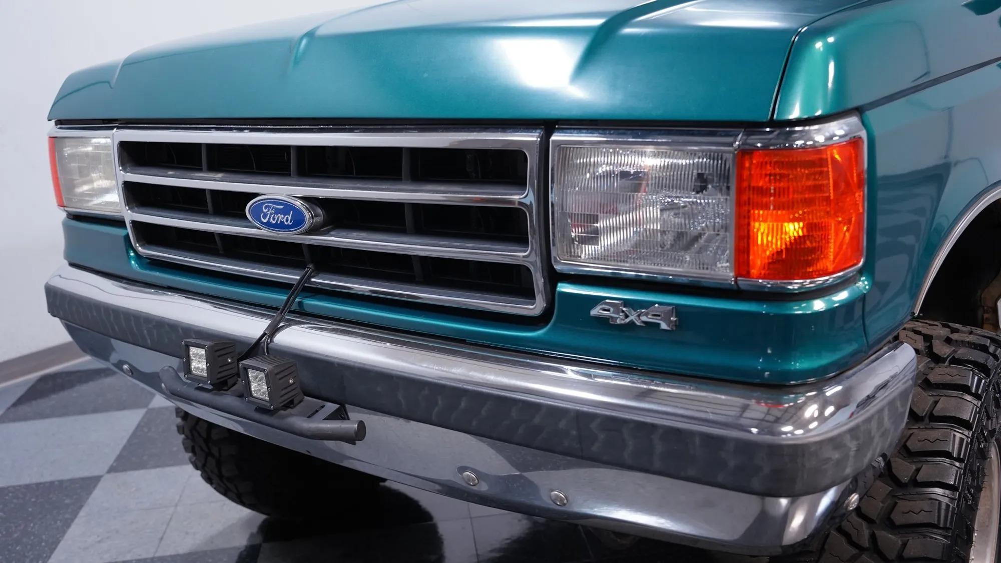 1989 Ford Bronco XLT