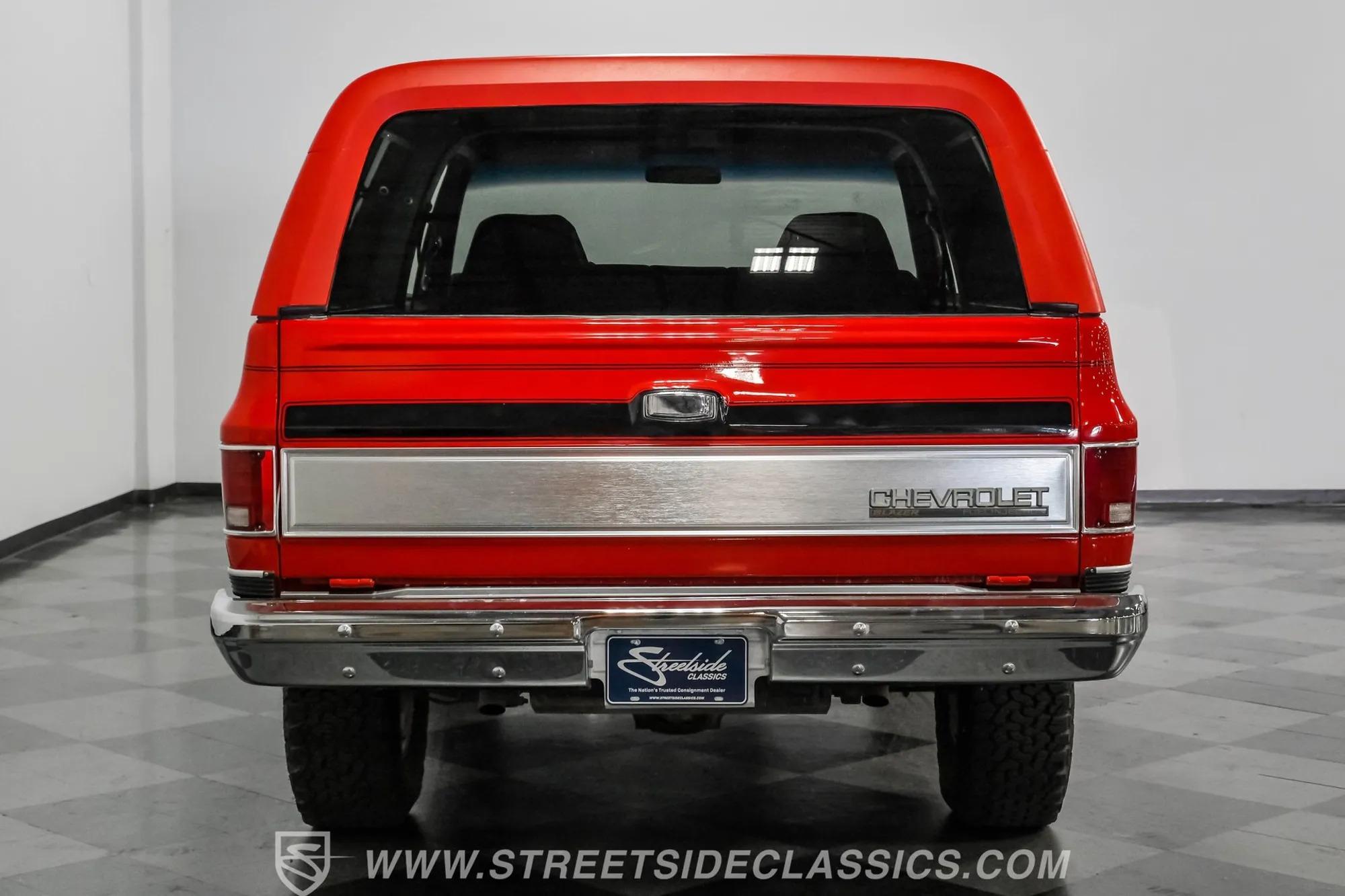 1989 Chevrolet K5 Blazer Silverado - 4
