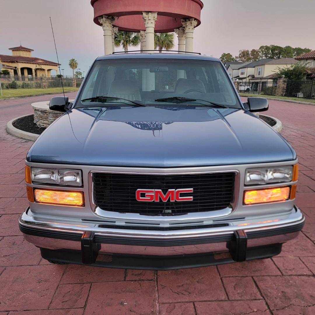 1994 GMC Yukon SLE - 5