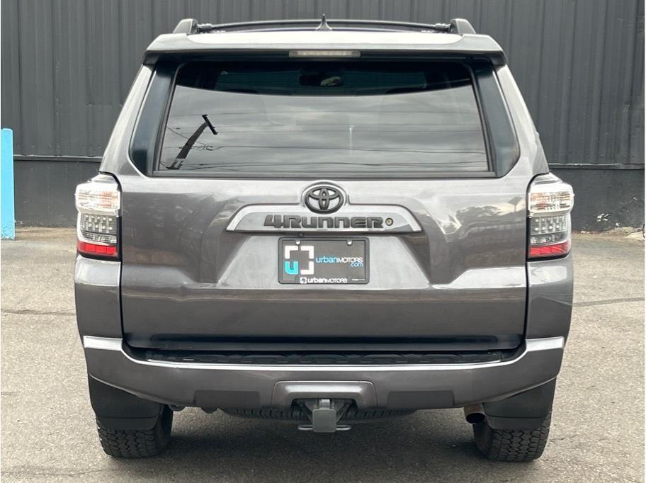 2014 Toyota 4Runner SR5 - 5