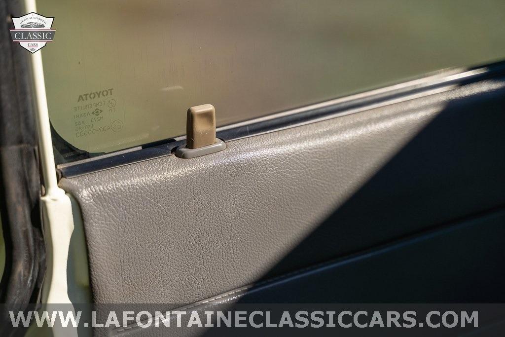 1989 Toyota Pickup Deluxe 4×4