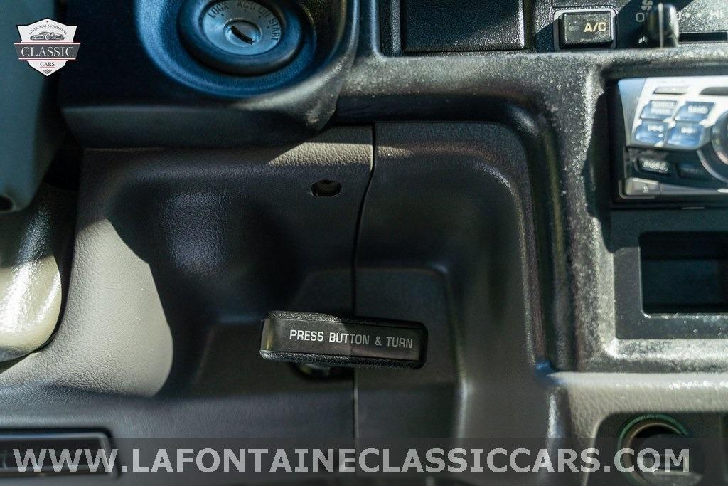 1989 Toyota Pickup Deluxe 4×4