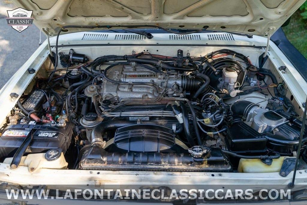 1989 Toyota Pickup Deluxe 4×4 - 4