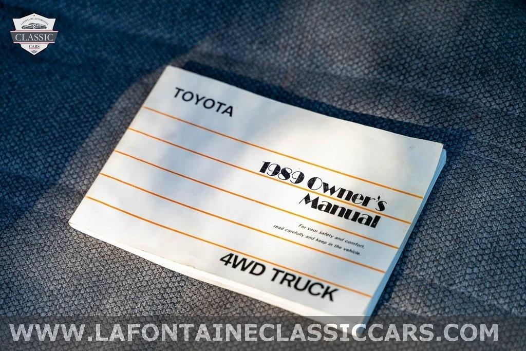 1989 Toyota Pickup Deluxe 4×4