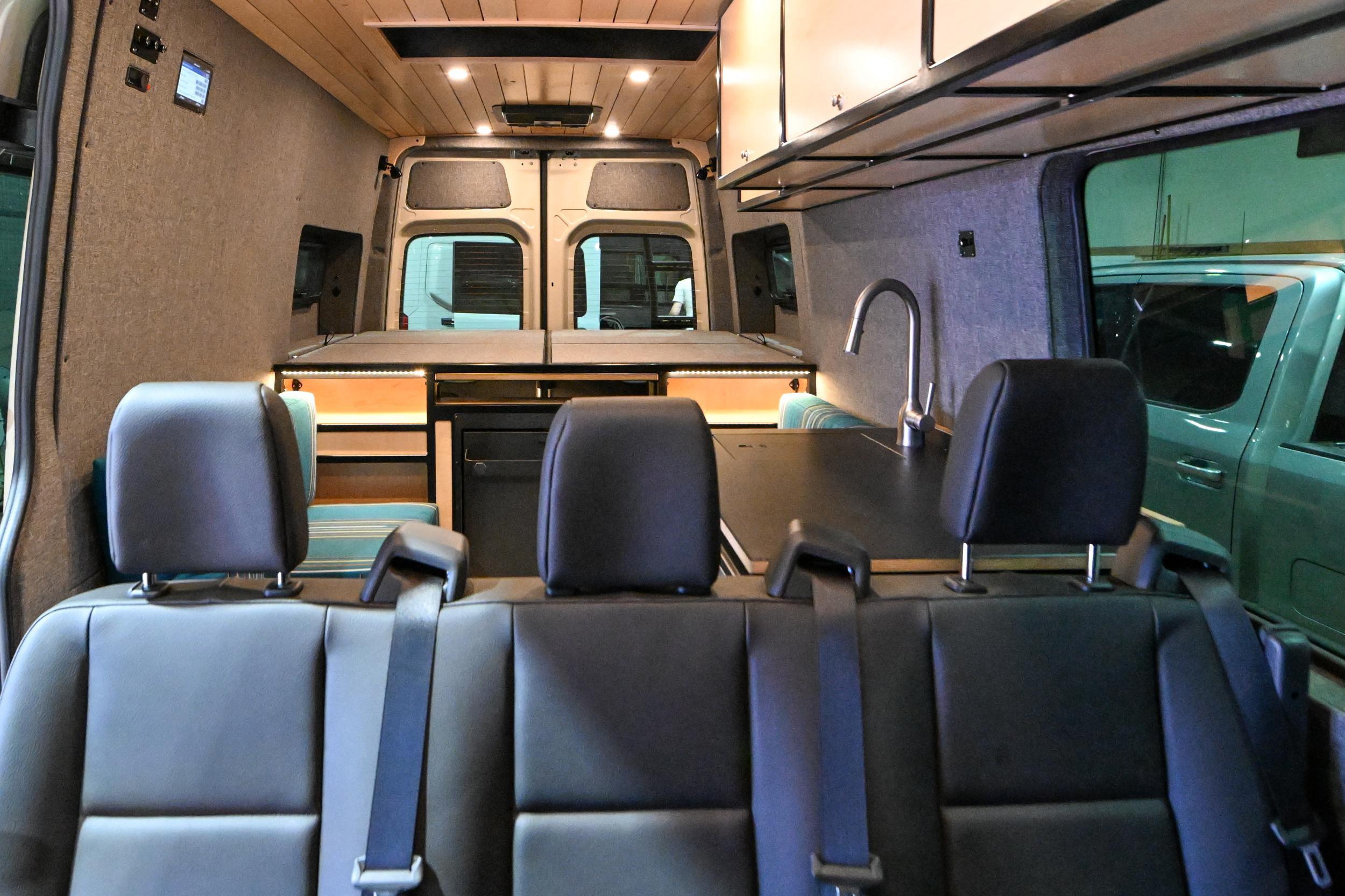 2024 Mercedes-Benz Sprinter 2500 High Roof - 4