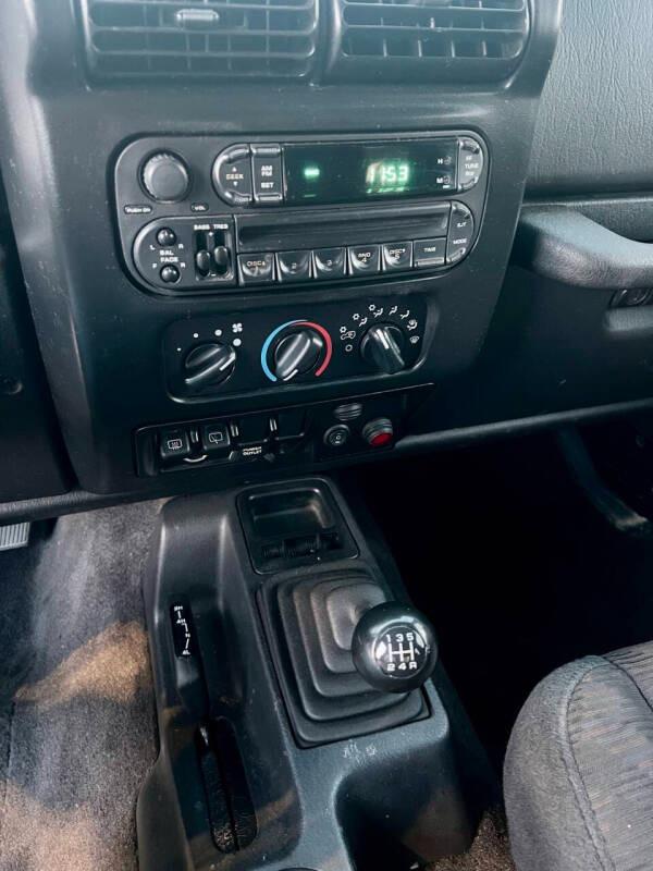 49k-Mile 2004 Jeep Wrangler X