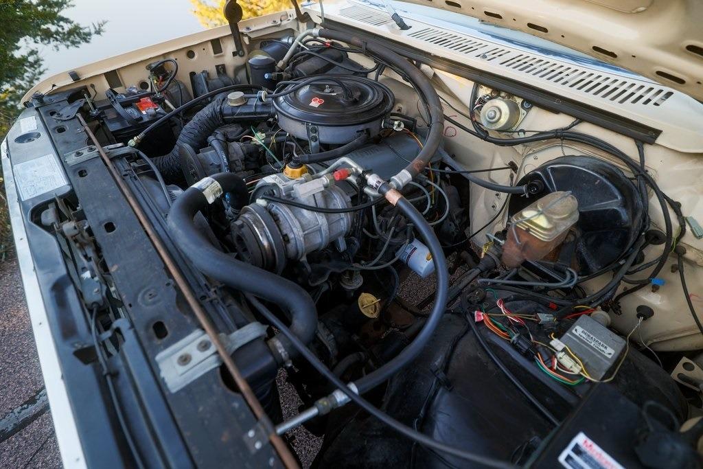 1983 Ford F-150 XL - 4