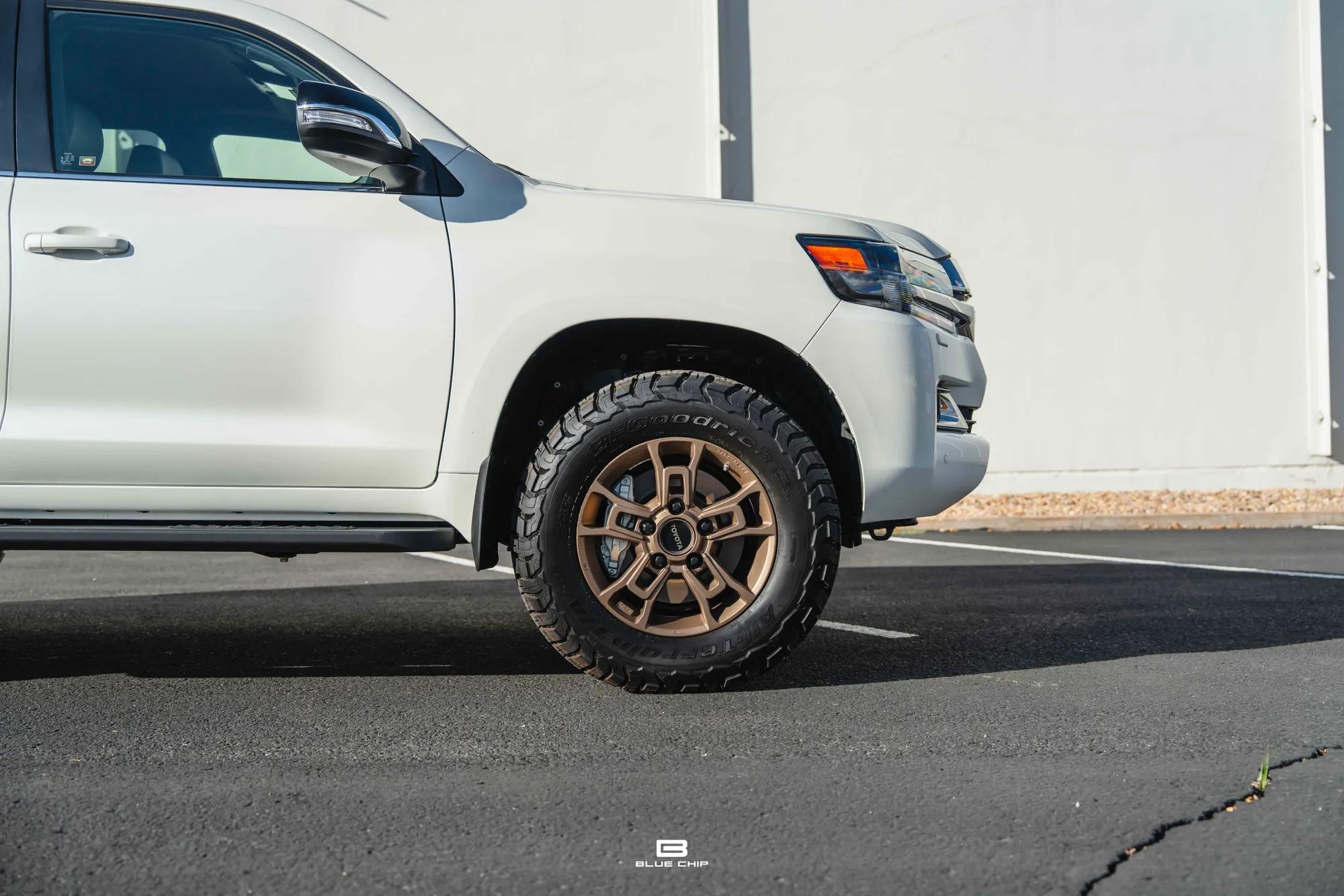 2021 Toyota Land Cruiser Heritage Edition