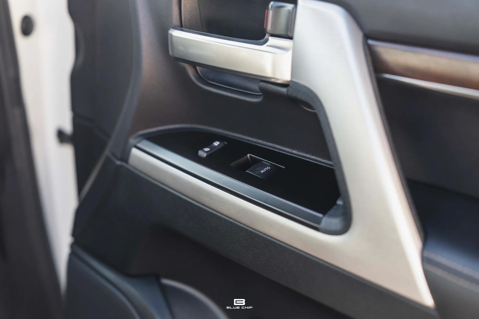 2021 Toyota Land Cruiser Heritage Edition