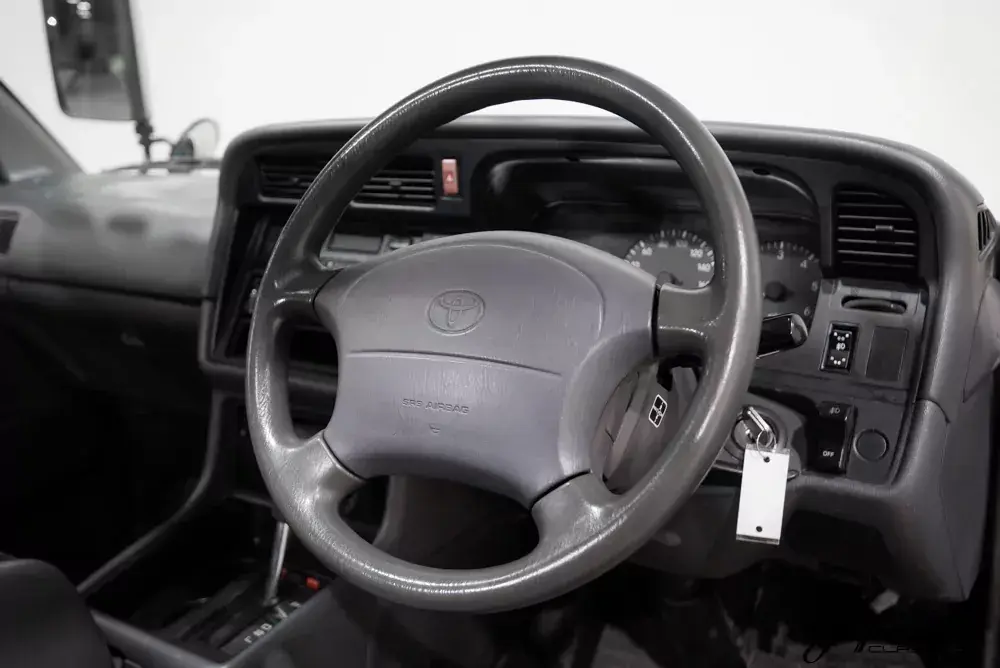1996 Toyota HiAce Club Field Overland