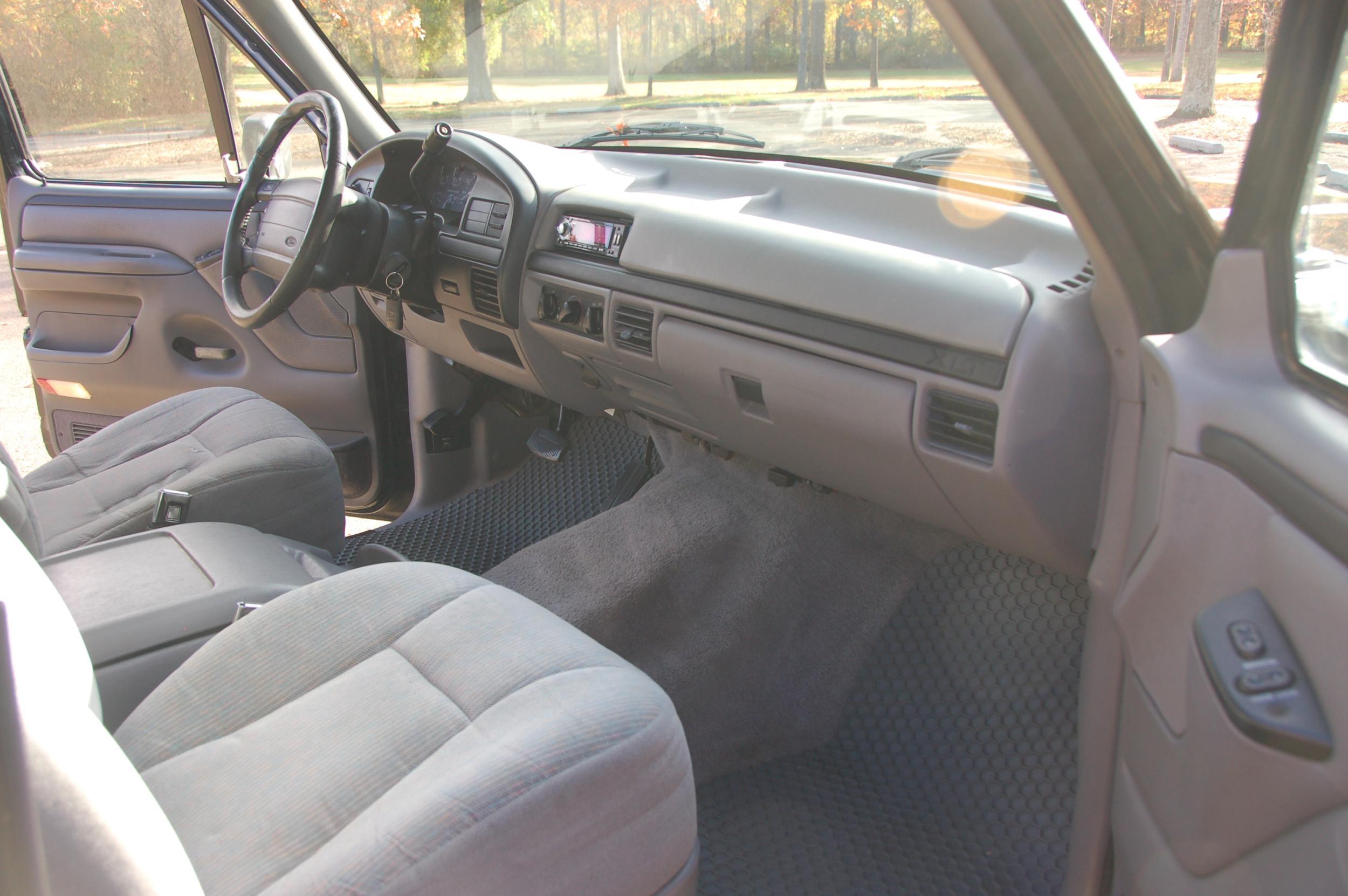 1996 Ford Bronco XLT