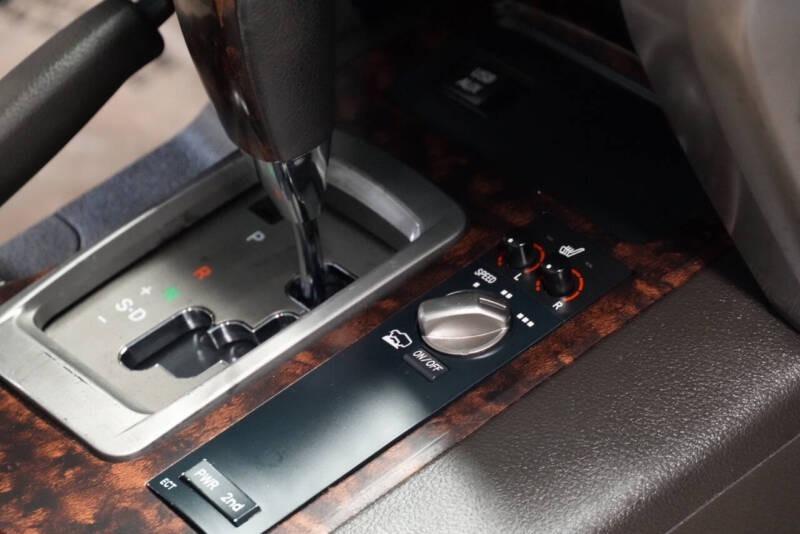 2011 Toyota Land Cruiser