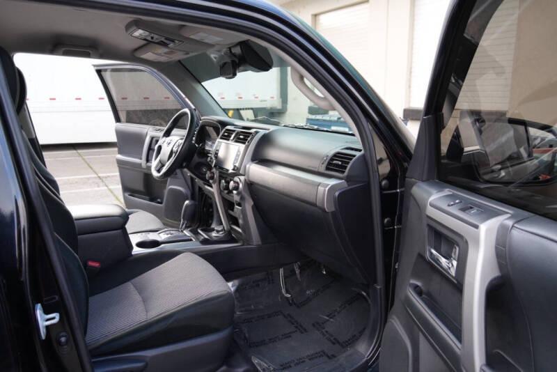 2020 Toyota 4Runner SR5