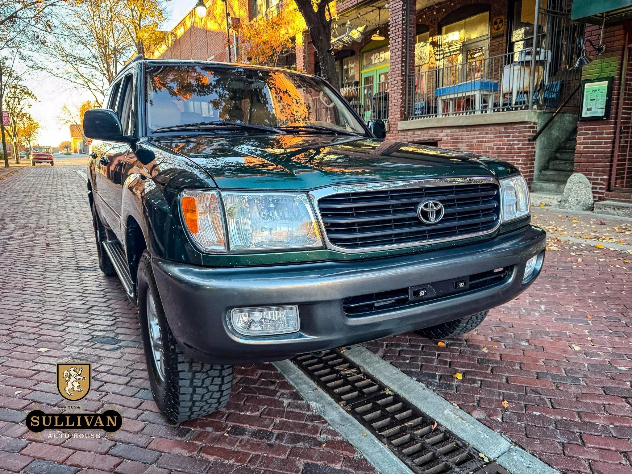 2000 Toyota Land Cruiser FZJ100
