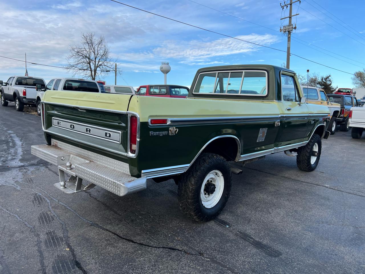 1975 Ford F-250 Highboy - 4