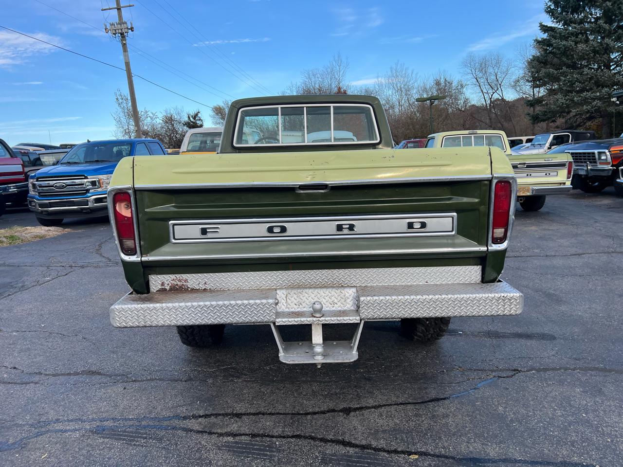 1975 Ford F-250 Highboy - 5