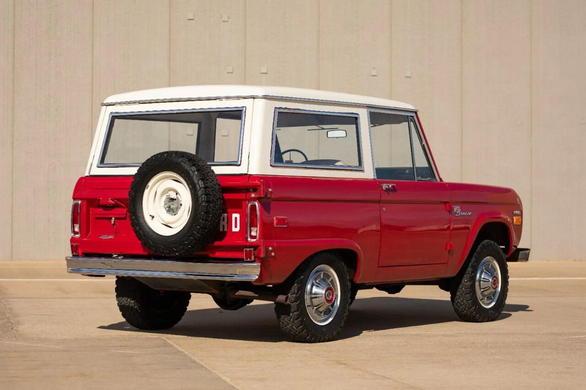 1971 Ford Bronco Sport