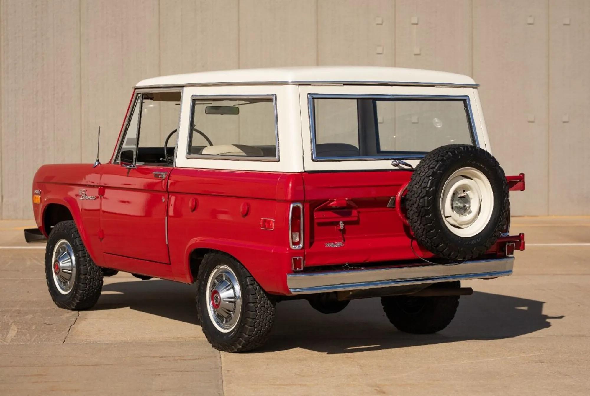 1971 Ford Bronco Sport