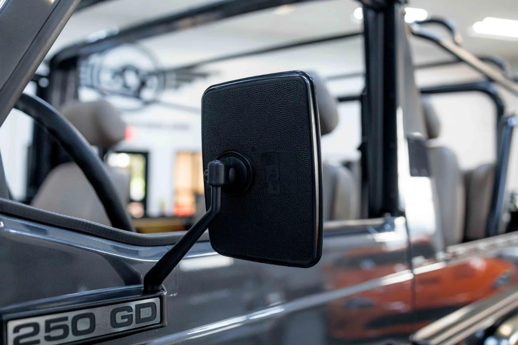 1993 Mercedes-Benz 250 GD