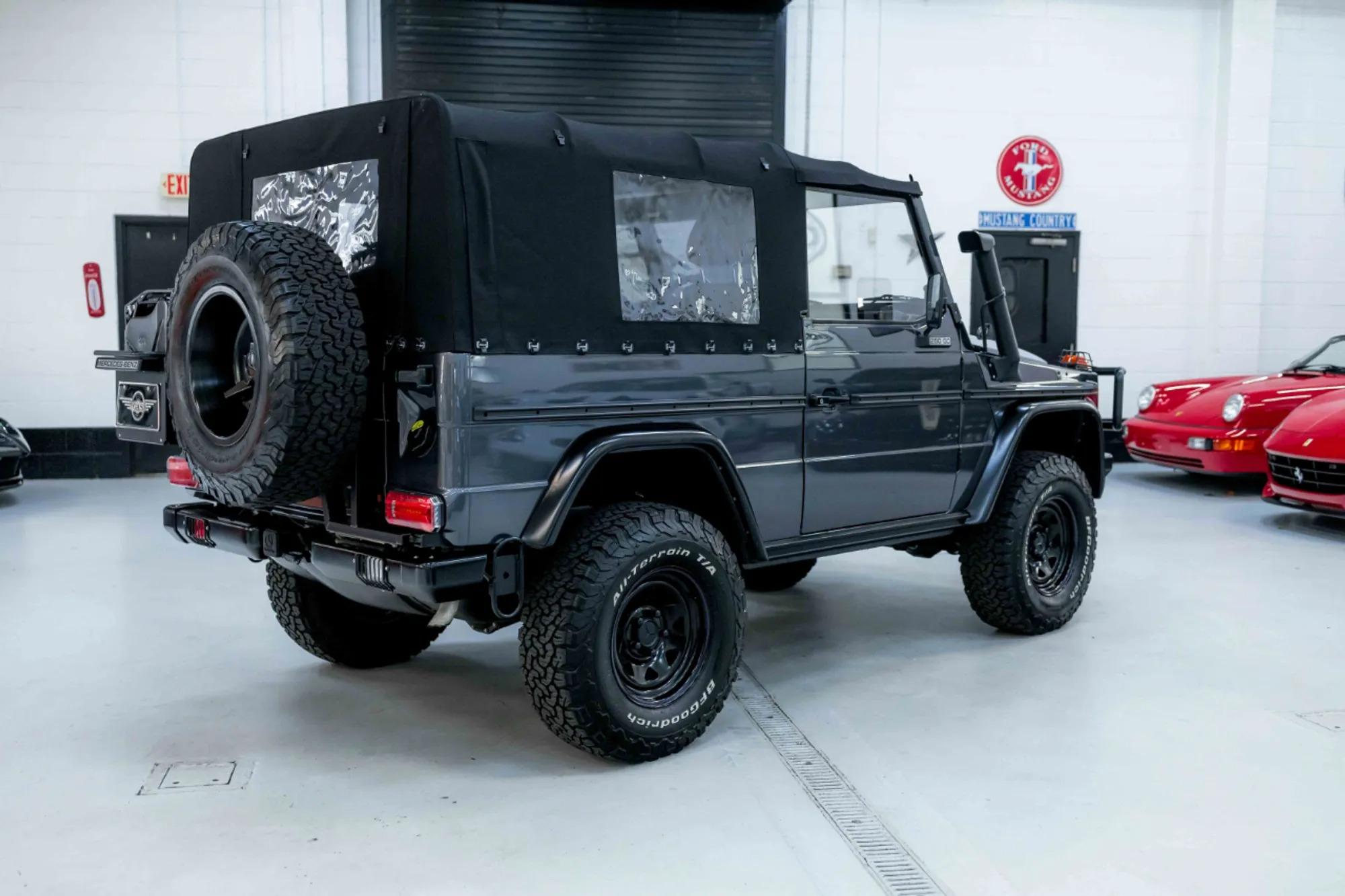 1993 Mercedes-Benz 250 GD - 4