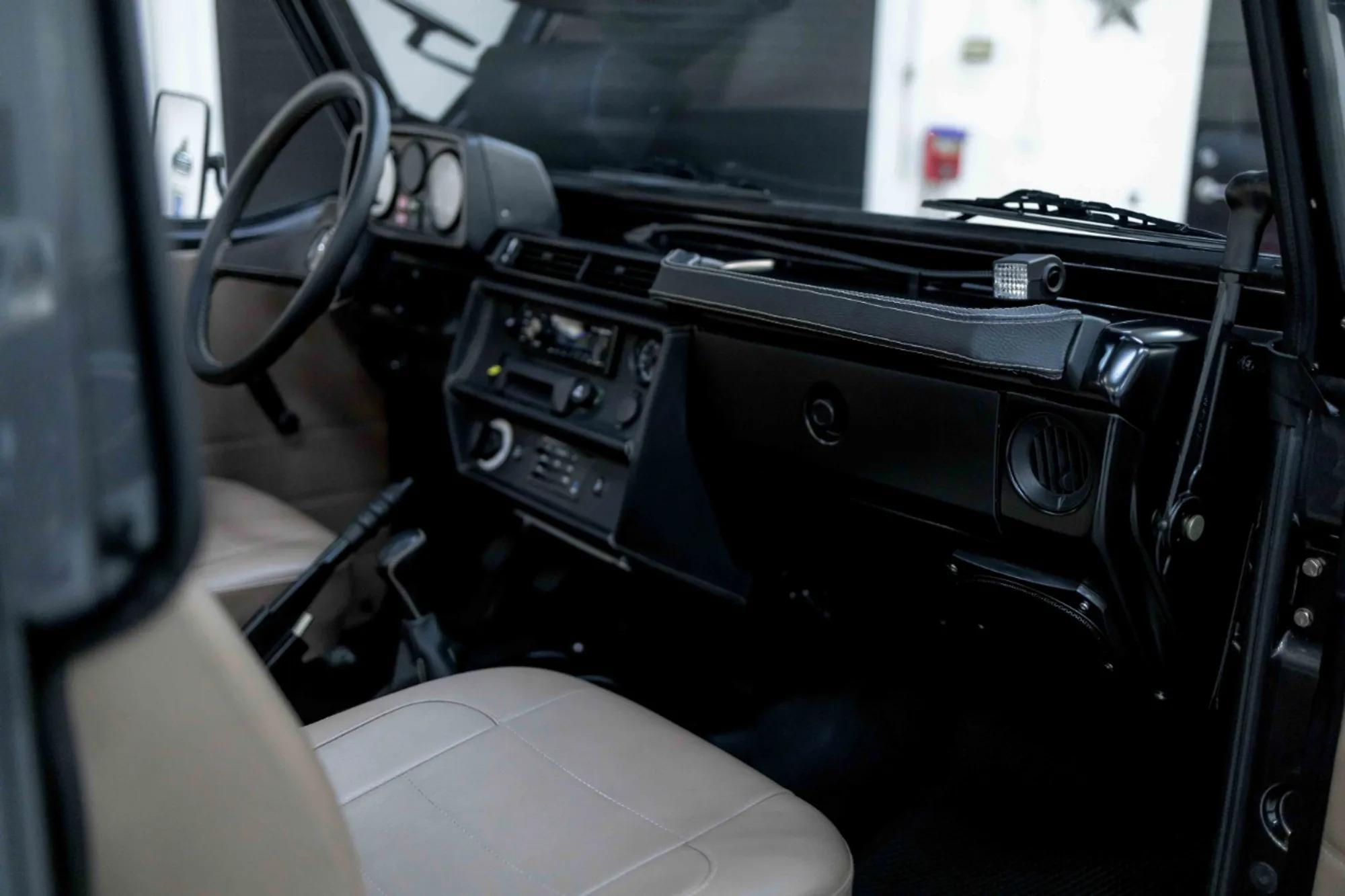 1993 Mercedes-Benz 250 GD