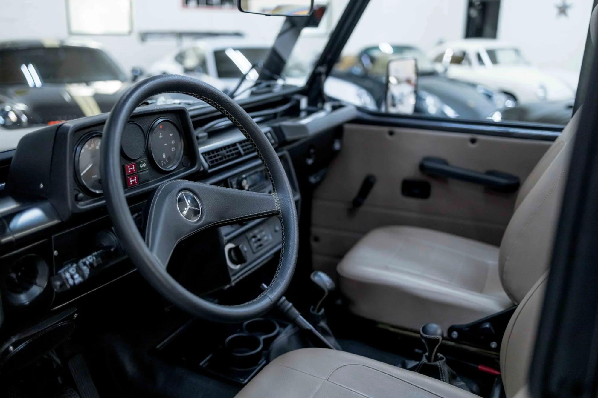 1993 Mercedes-Benz 250 GD